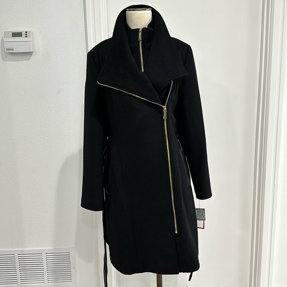 Vince Camuto Black Belted Layered Coat - L - Picture 6 of 16